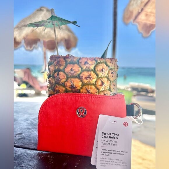 Lululemon Test of Time Card Holder Autumn Red NWT UNISEX Id holder - Picture 1 of 9